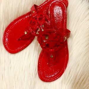 ❤️ Tory Burch Miller - Red Grain Patent RARE❤️